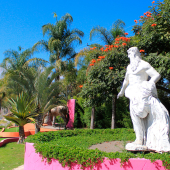 ¿Planeando una celebración especial? Nuestro restaurante también es el lugar ideal para eventos como cumpleaños, aniversarios y reuniones familiares.  - Atlixco de Mis Sabores