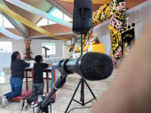 - Adriana Álvarez: rezos y música católica