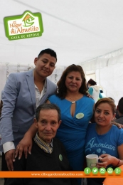 Celebrando con nuestros queridos Abuelitos Y Abuelitas.
El Hogar de mi Abuelito - Asilos en Puebla....