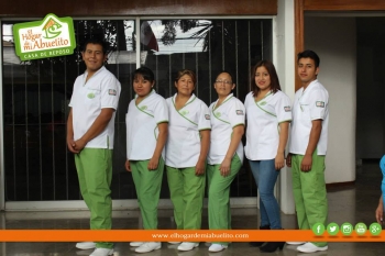 Celebrando con nuestros queridos Abuelitos Y Abuelitas.
El Hogar de mi Abuelito - Asilos en Puebla....