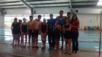 Natación desarrolla el tono muscular en un ambiente propicio para el desarrollo de tus habilidades, ...