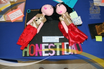 Alumnos de 3° cuatrimestre de la Licenciatura en Criminología elaboraron maquetas sobre los valores ...