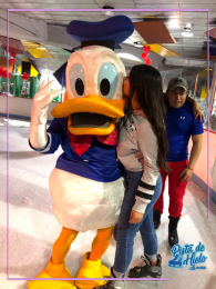 Así se vivió nuestra celebración del 14 de febrero.
Con un visitante muy especial - Pista de Hielo ...
