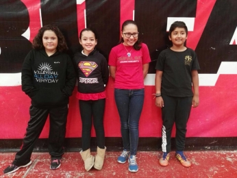 Nuestros alumnos Daniela Sofía Gutiérrez Mancilla de cuarto año, Karla Yaretzi Ortiz Arenas e Ian Ga...
