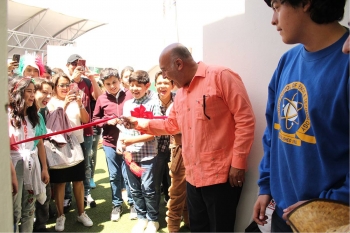 Anrod School Les compartimos unas fotos de la inauguración de nuestro nuevo Salón de Usos Múltiples....